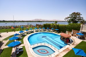 Luxor's Luxury Retreats: A Guide to the Ultimate High-End Hotels - Sustainability Initiatives and Eco-Friendly Practices in Luxor's Luxury Hotels