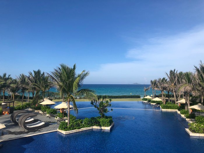 Wyndham Garden Cam Ranh Resort Pool: Pictures & Reviews - Tripadvisor