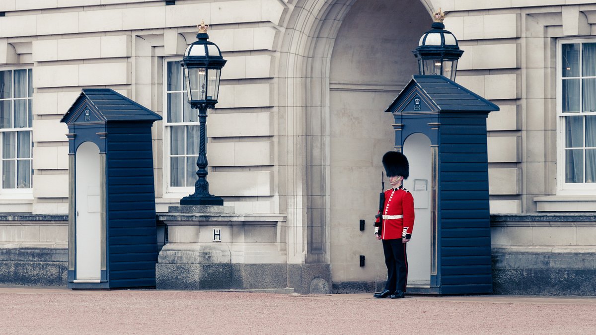 Changing of the Guard Buckingham Palace: Route & Dates 2023