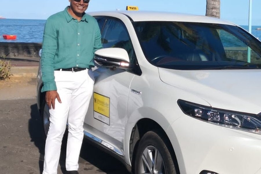 Jaun bocus Taxi Mauritius image