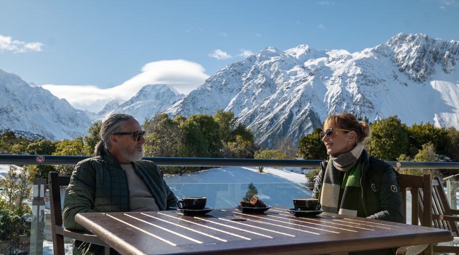 Enjoy a coffee & a sweet treat at the Sir Edmund Hillary Cafe.