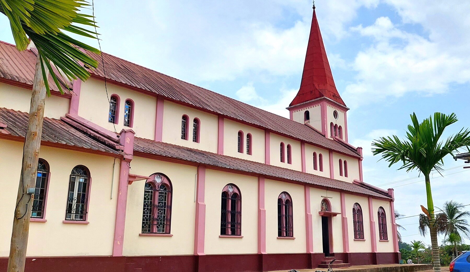 Cathédrale Saint Joseph (Kribi) - 2022 Alles Wat U Moet Weten VOORDAT ...