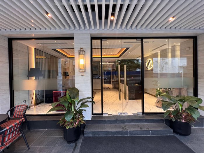 ZEST METROPOLE $61 ($̶1̶2̶2̶) - Updated 2024 Prices & Hotel Reviews ...