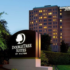 DoubleTree Suites by Hilton Boston - Cambridge, hotel in Boston