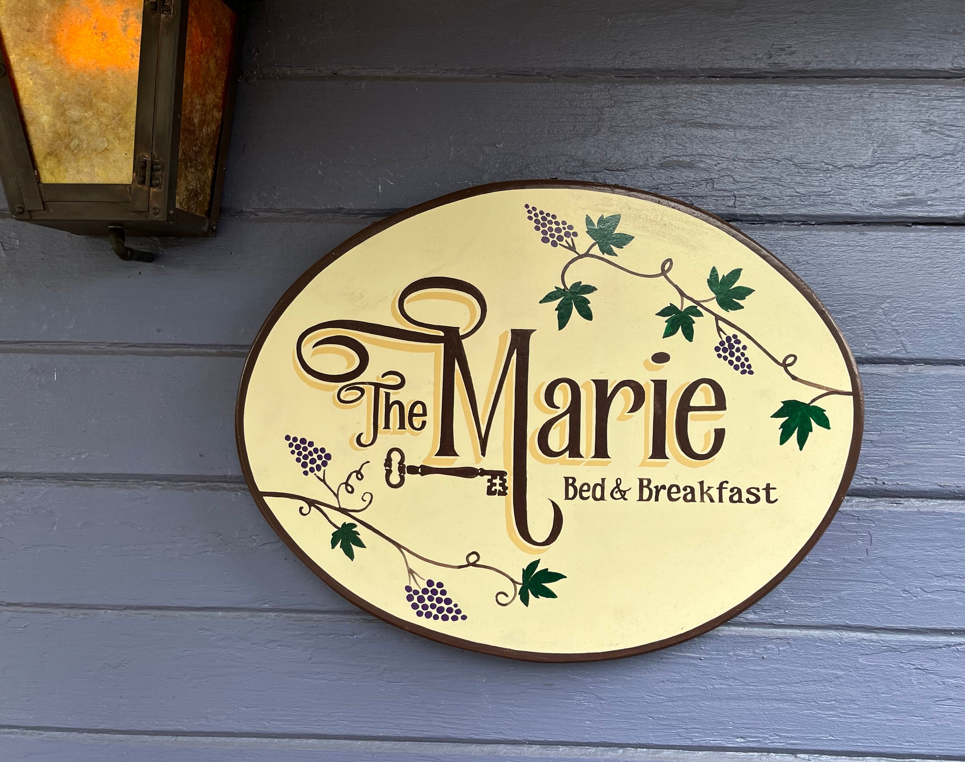 THE MARIE BED & BREAKFAST - Specialty Inn Reviews (Olympia, WA)