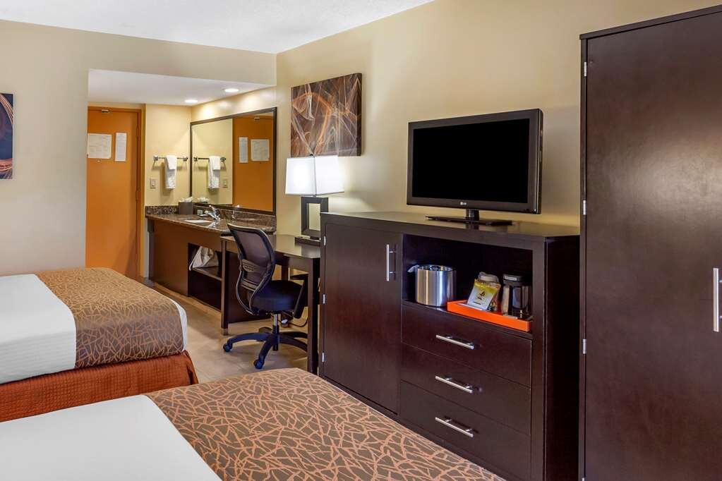 Hotel photo 78 of Best Western The Plaza Hotel.