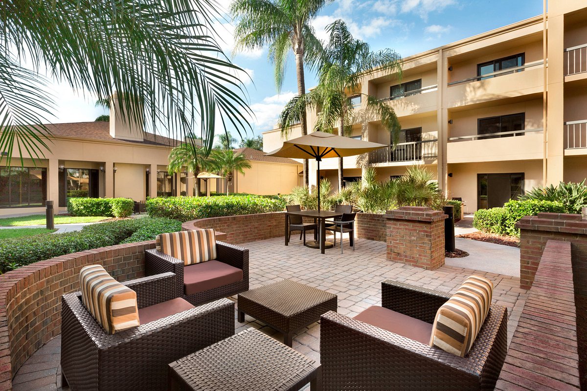 Courtyard by Marriott Fort Myers Cape Coral, hotel en Fort Myers