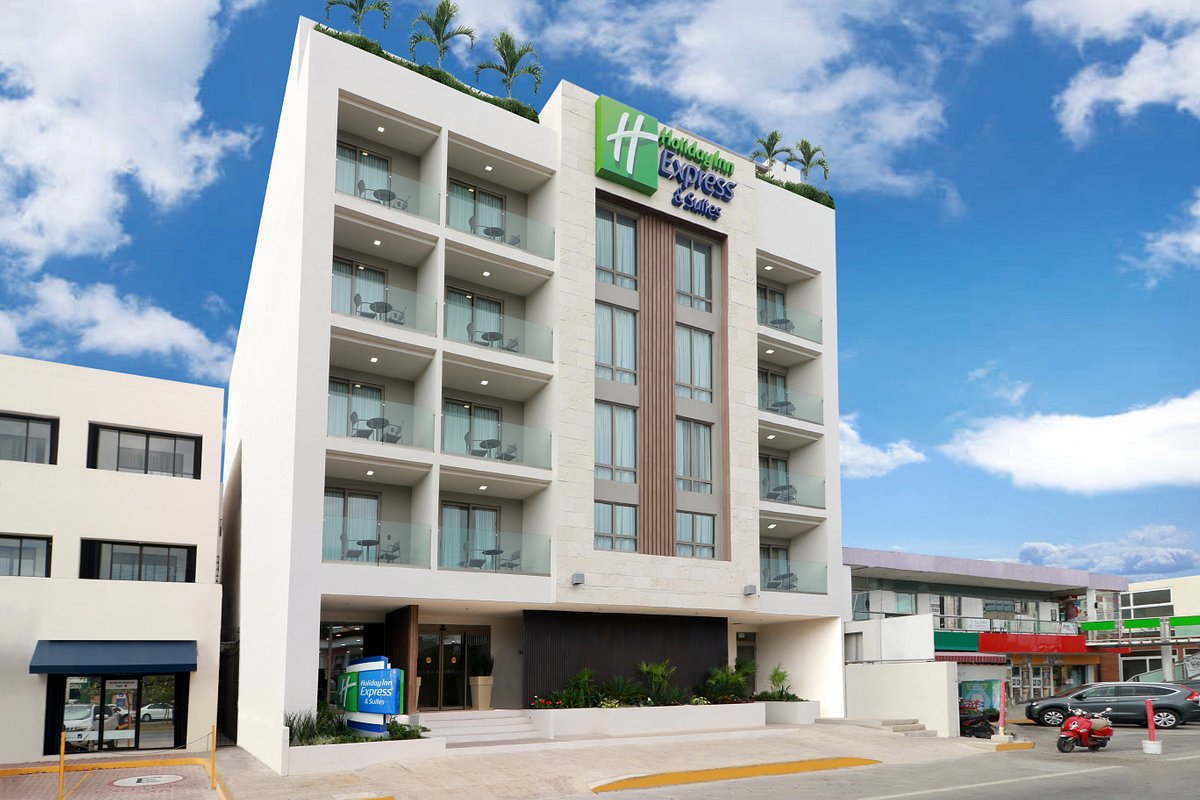 Holiday Inn Express &amp; Suites Playa del Carmen, an IHG Hotel, hotell i Playa del Carmen