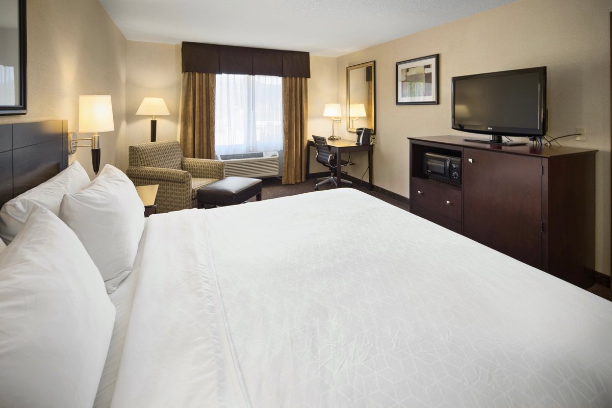 HOLIDAY INN EXPRESS & SUITES HILL CITY-MT. RUSHMORE AREA, AN IHG HOTEL ...