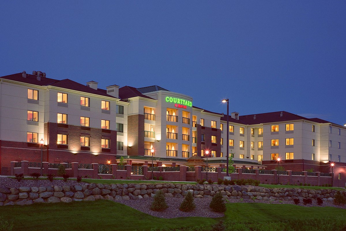 Courtyard by Marriott Madison East, hotel in Madison
