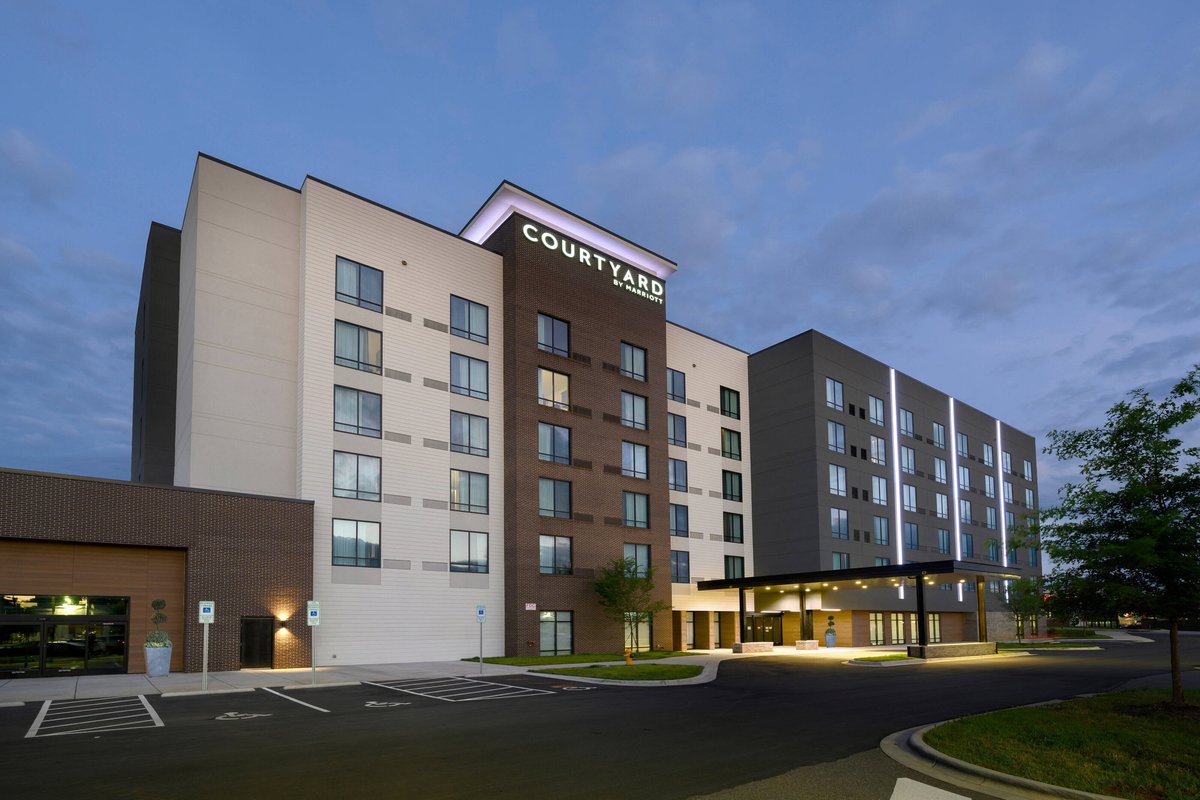 THE 10 CLOSEST Hotels to Hyatt House Charlotte / Rea Farms