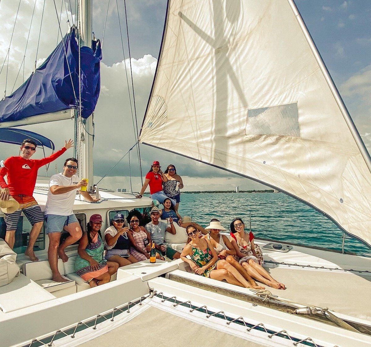 sailing outventure catamaran tours panama