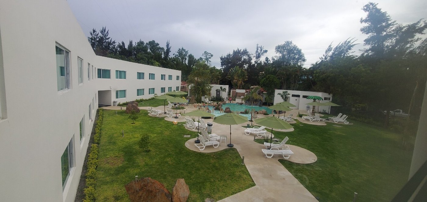 CENTRO VACACIONAL AGUA CALIENTE - Hotel Reviews (Villa Corona, Mexico)