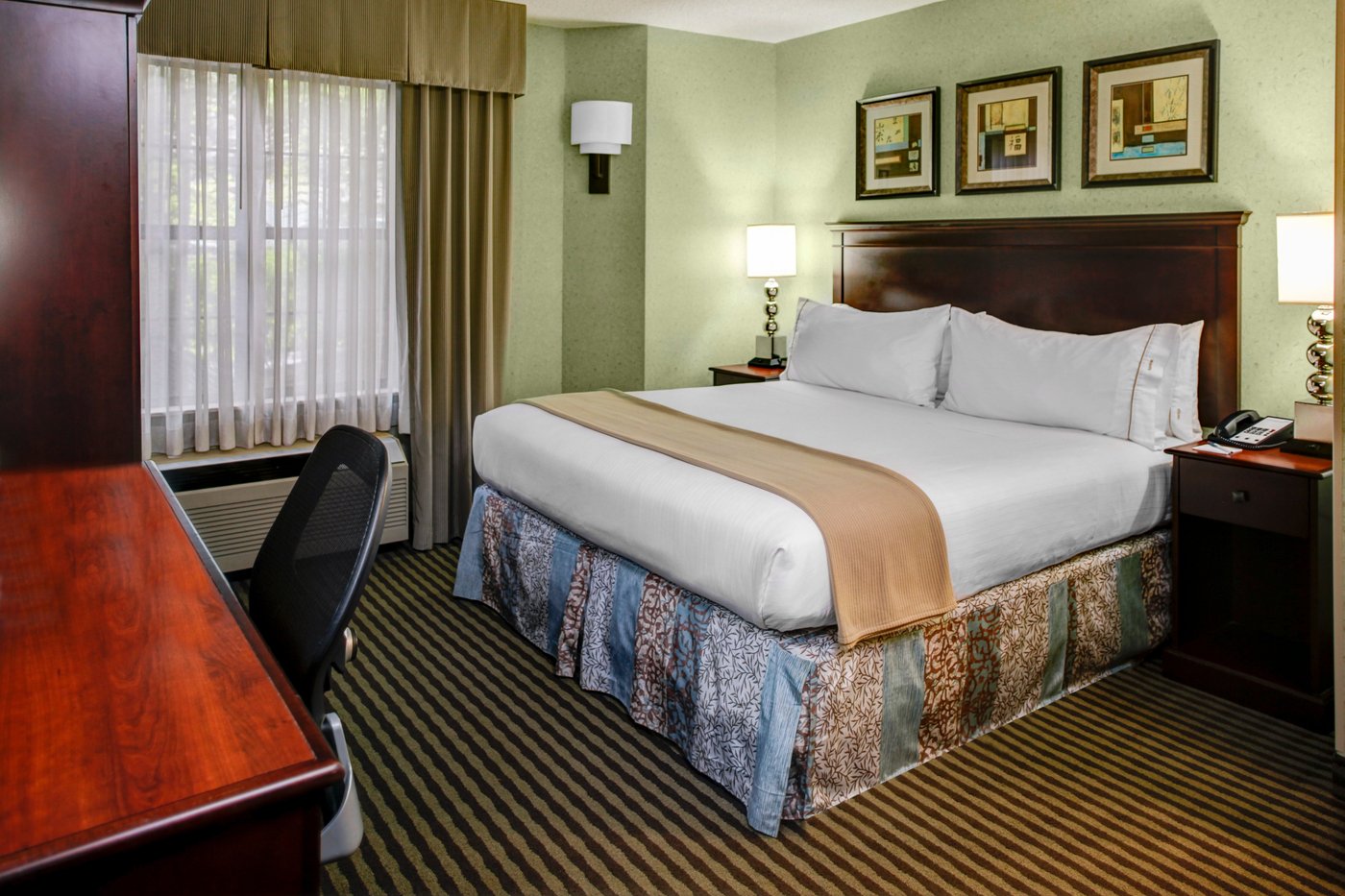 HOLIDAY INN EXPRESS & SUITES ATLANTA BUCKHEAD, AN IHG HOTEL $99 ...