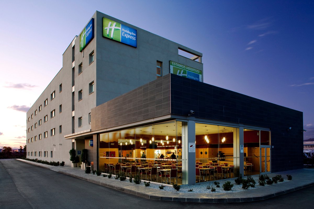 Holiday Inn Express Malaga Airport, an IHG Hotel, hotell i Málaga