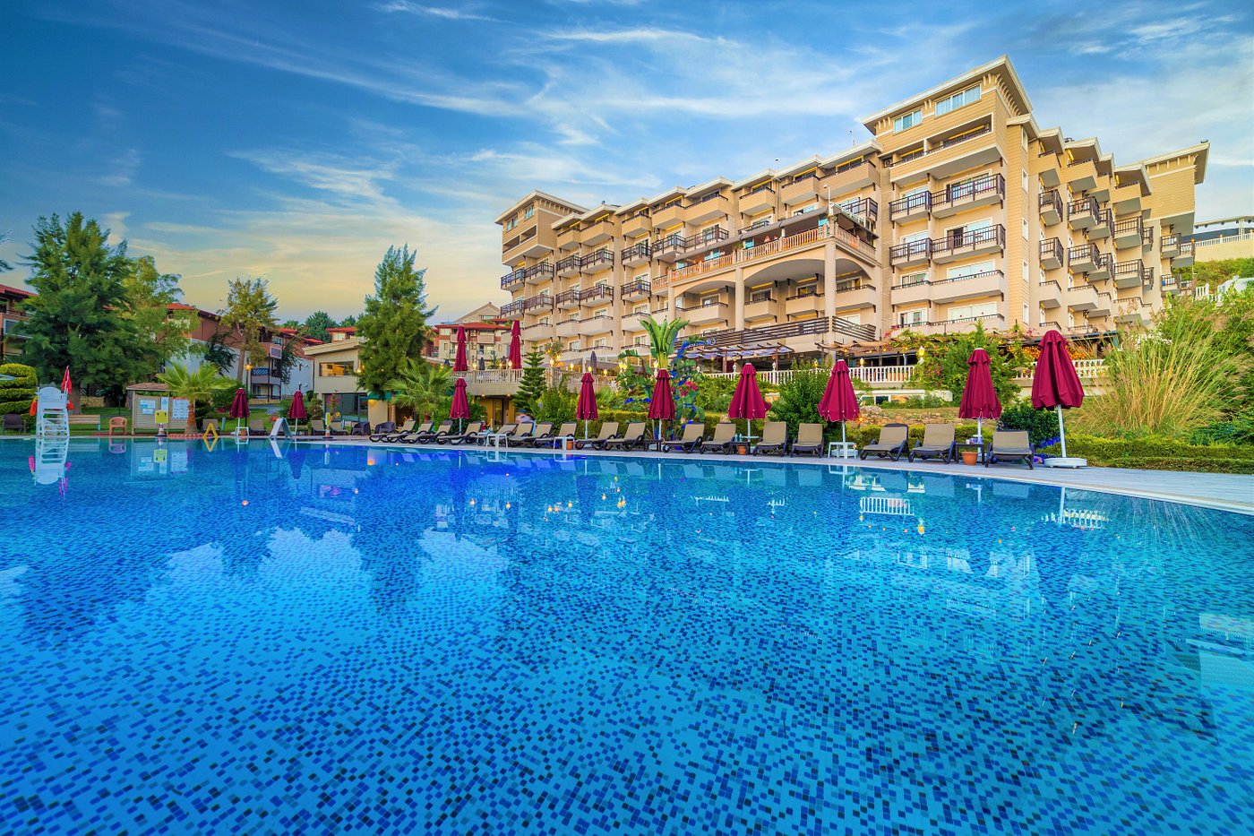 Justiniano deluxe. Justiniano Deluxe Resort 5* Окурджалар, Алания, 50 м до моря.