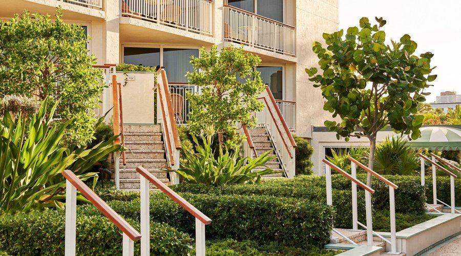 Four Seasons Resort Palm Beach - Ocean View Cabana Terrace Suites