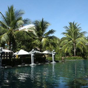 Bigest in Hoian Saltwater swimming pool eco