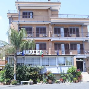 hotel con vista dall'esterno