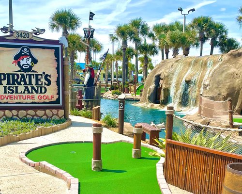 Island Mini-golf - 4 Player Games