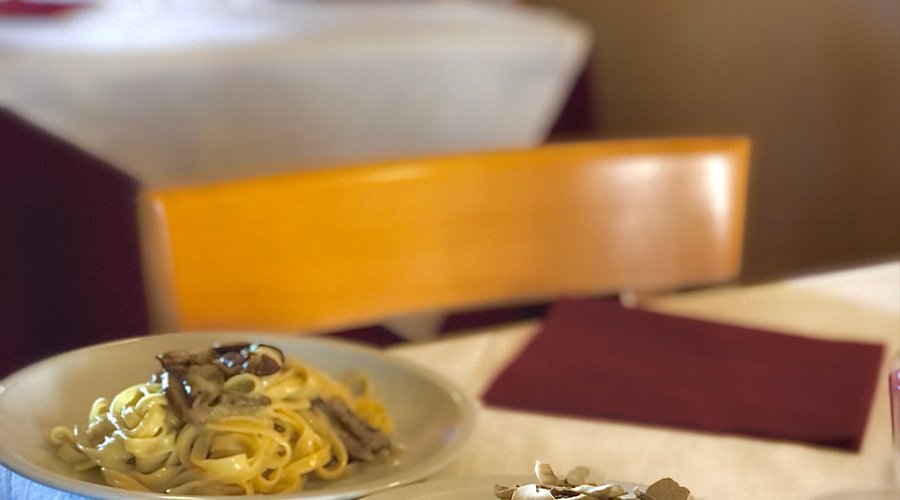 Altre aggiunte al nostro menù: fettuccine funghi porcini e tartufo! 