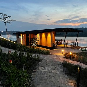 best safari lodges rwanda
