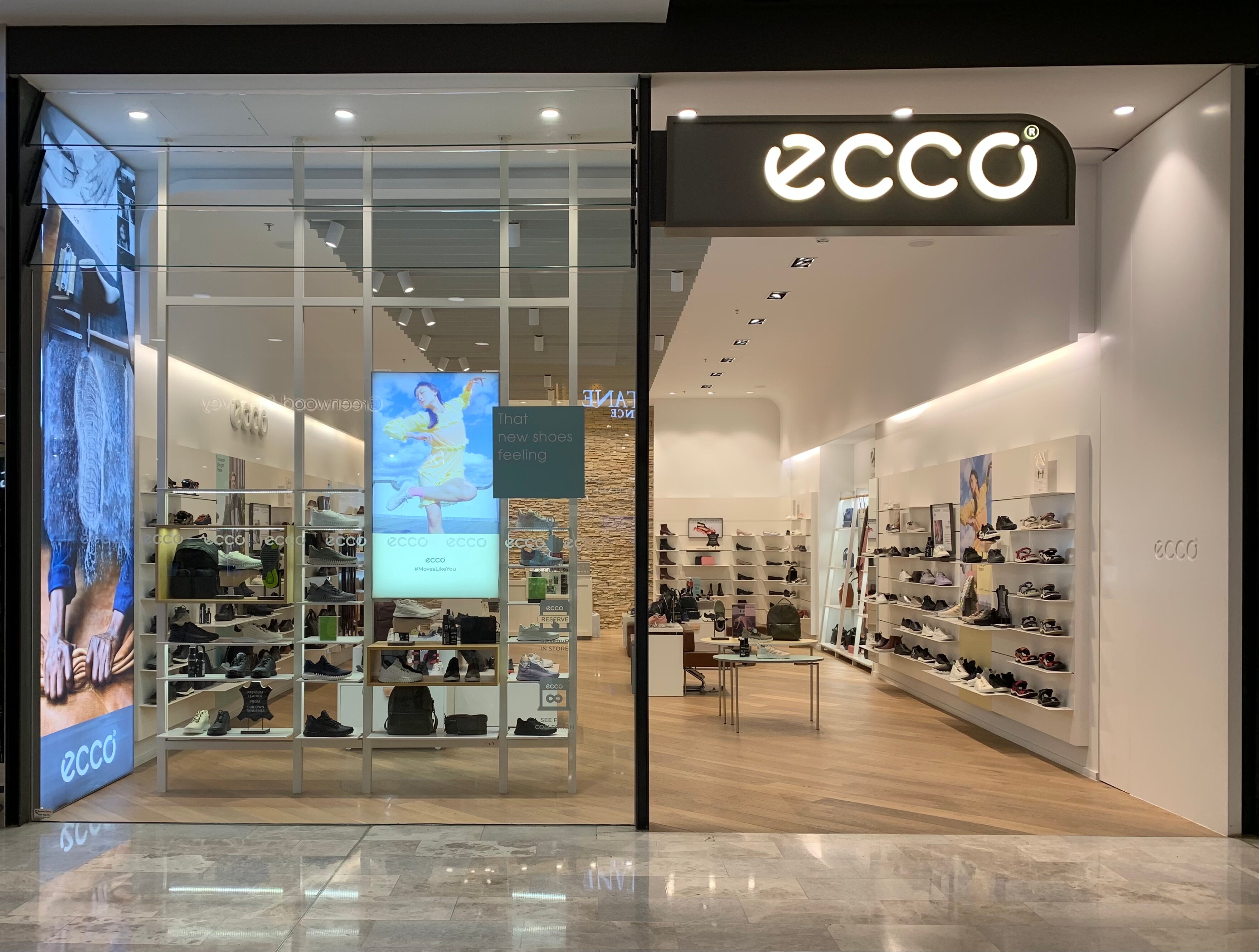 Ecco on sale market mall