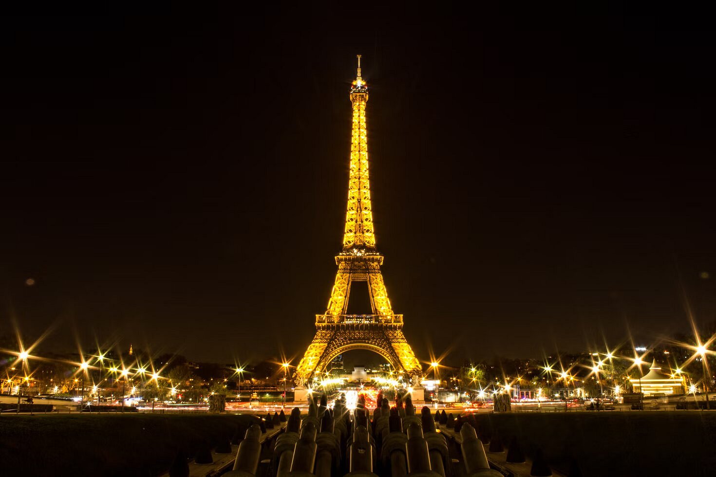 10 fun Eiffel Tower facts - Tripadvisor