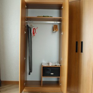 Wardrobe 