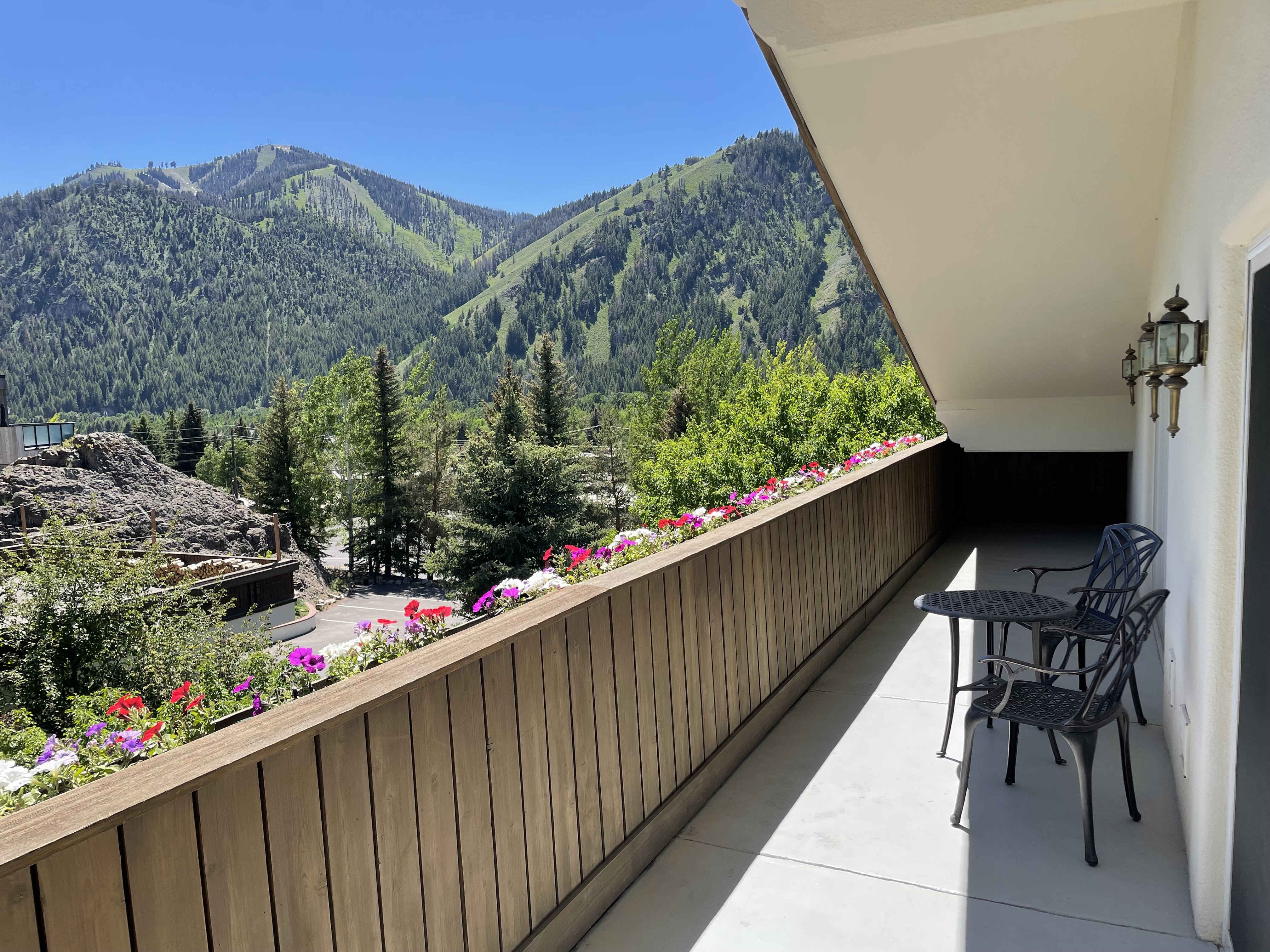 KNOB HILL INN - Updated 2023 Prices & Hotel Reviews (Ketchum, Idaho)