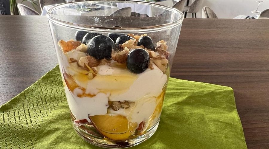 copa de yogur con frutas