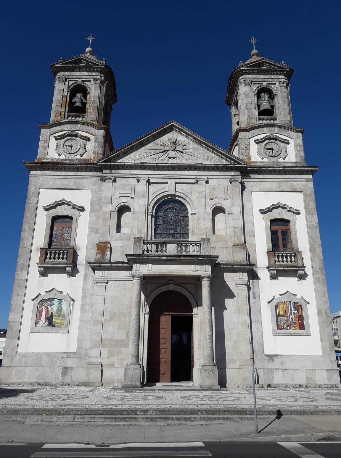 Oras 00:00 - Paroquia do Sagrado Coração de Jesus Becora