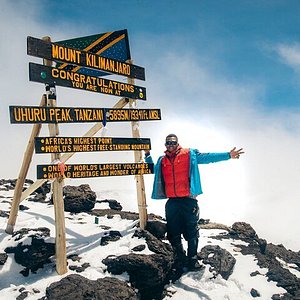 climb kilimanjaro trip