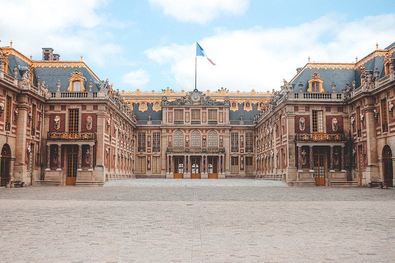 Le château de Versailles, en région parisienne