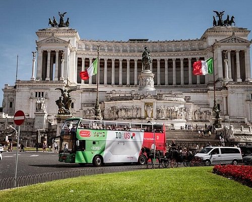 red bus tours in rome