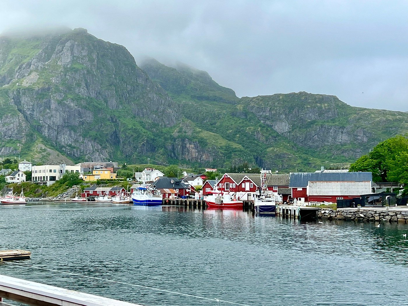 lovely-view-from-cabins.jpg?w=1400&h=-1&s=1