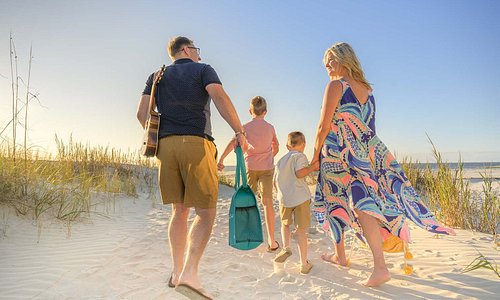 Celebrate summer! Enjoy relaxing beach days with family and friends in North Myrtle Beach.