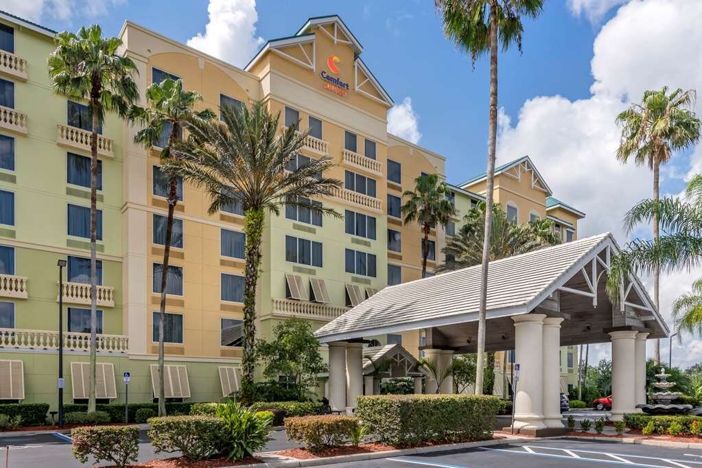 Hotel photo 68 of Comfort Suites Maingate East.