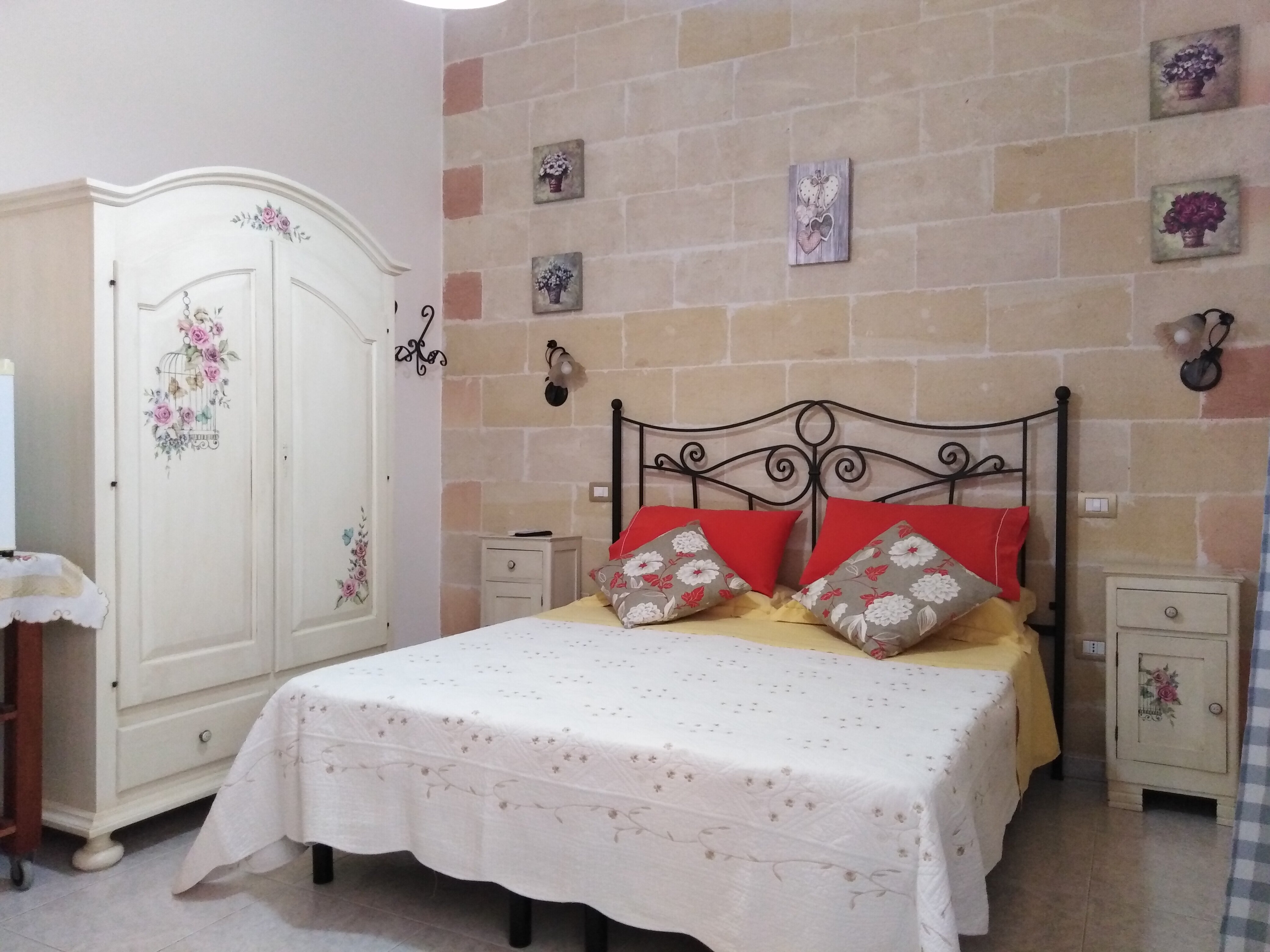 BED & BREAKFAST IL GIRASOLE - B&B Reviews (San Pietro In Bevagna, Italy)