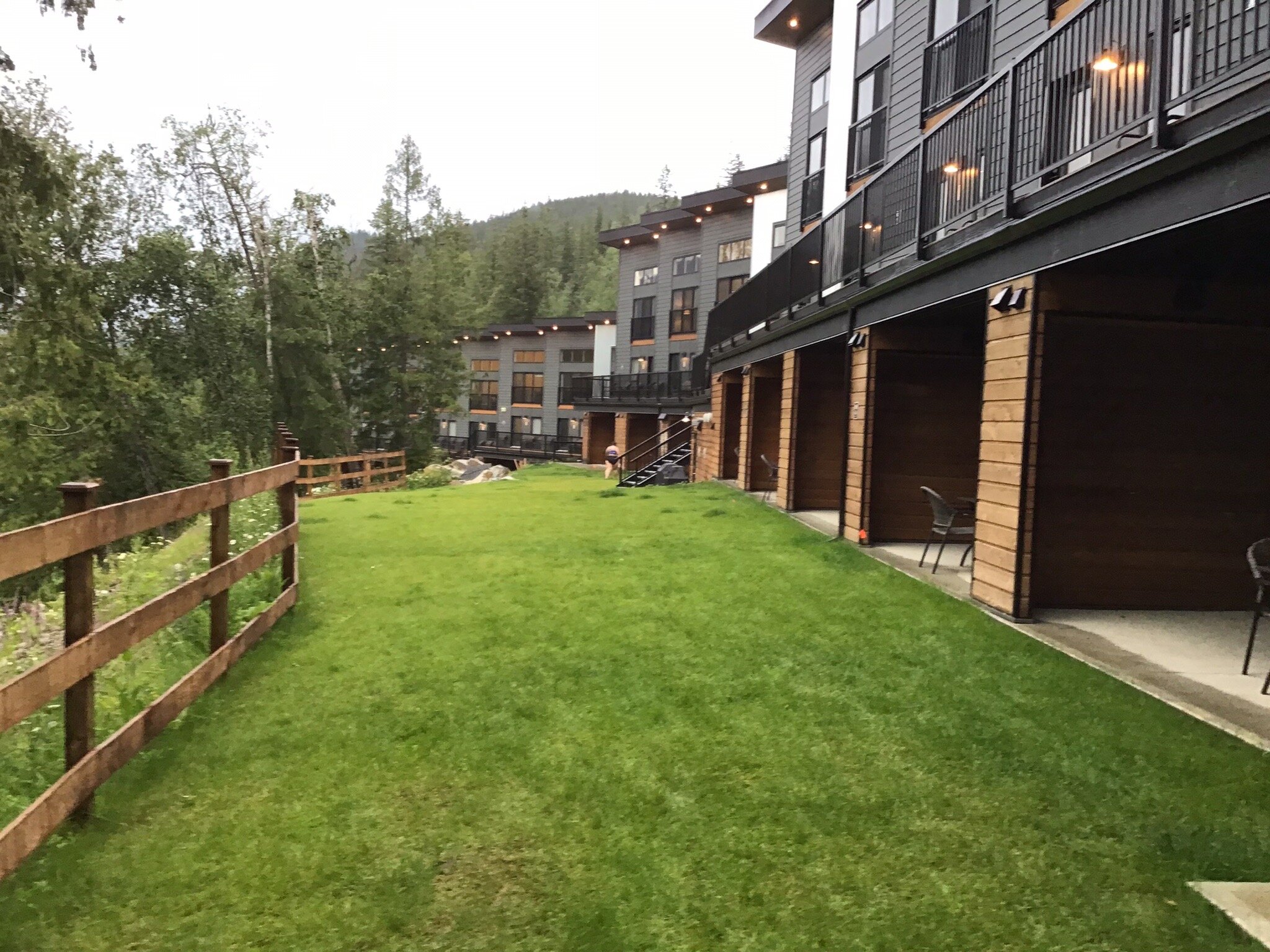 BASECAMP RESORTS REVELSTOKE Updated 2024 Prices Specialty Hotel   Caption 