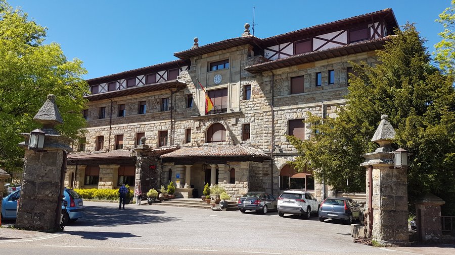 Fachada del Hotel Balneario
