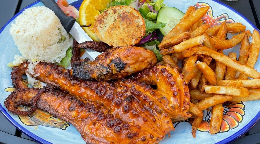 Mariscos El Barco