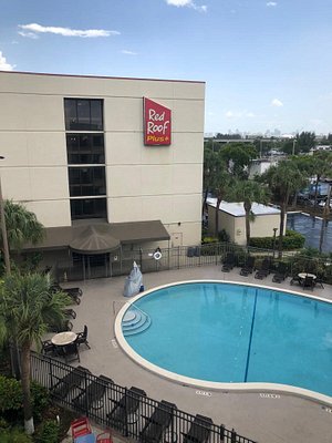 RED PLUS+ MIAMI AIRPORT $108 - Updated 2023 Prices & Motel Reviews - Miami Springs, FL