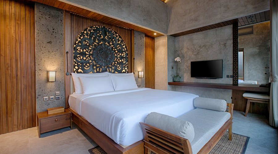 Three Bedroom Private Pool Villa - Master Bedroom