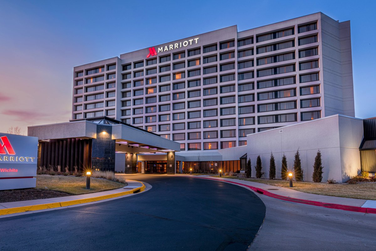 monthly rate hotels wichita ks