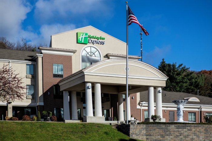 HOLIDAY INN EXPRESS MEADVILLE (I-79 EXIT 147A), AN IHG HOTEL - Updated