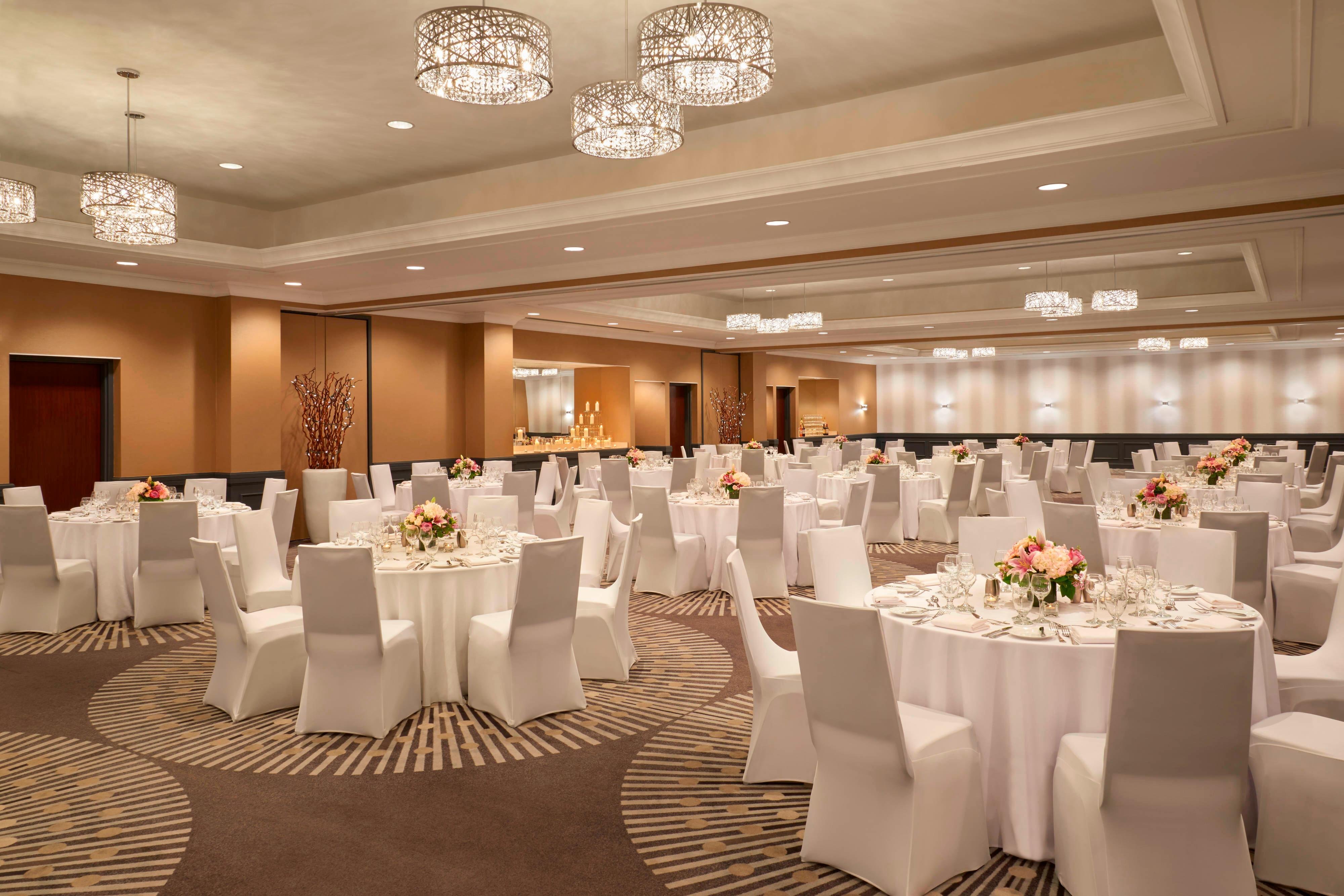 COURTYARD BY MARRIOTT TORONTO DOWNTOWN Updated 2022 Canada   Ballroom Wedding Reception 