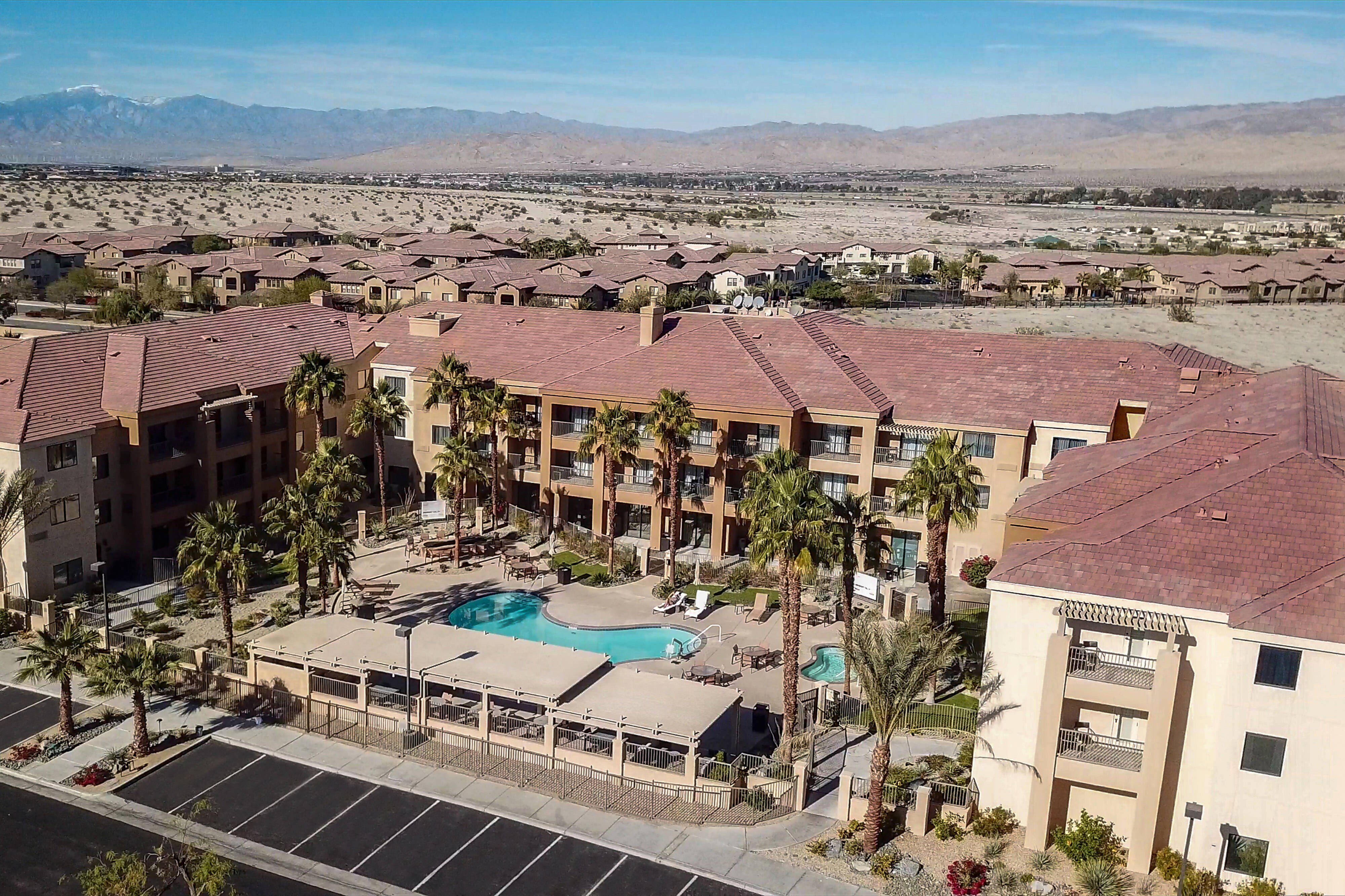 Courtyard By Marriott Palm Desert Californie Tarifs 2022   Exterior Aerial View 