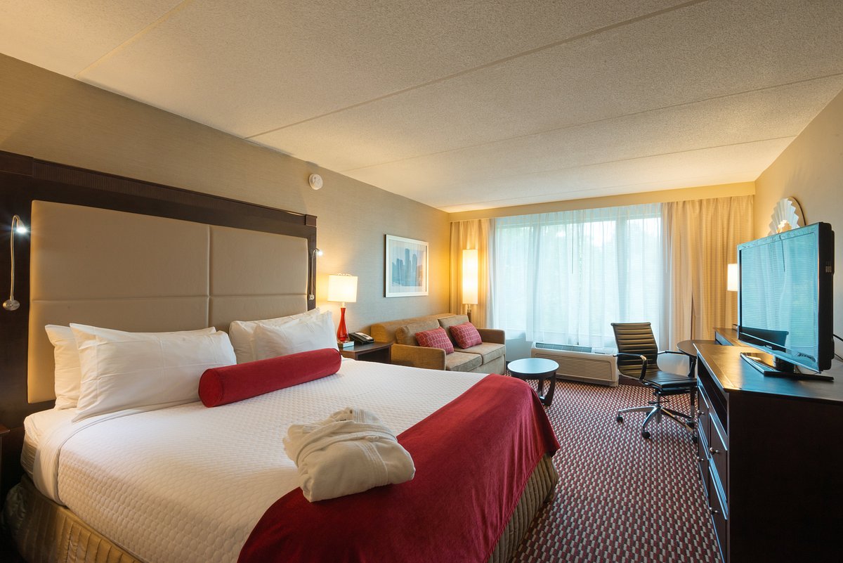 Crowne Plaza Boston - Woburn, an IHG Hotel - UPDATED 2022 Prices