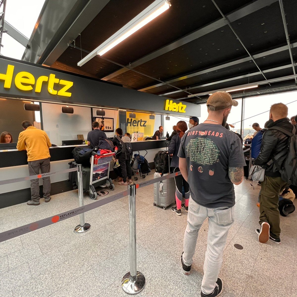 hertz car rental iceland keflavik international airport arrivals hall